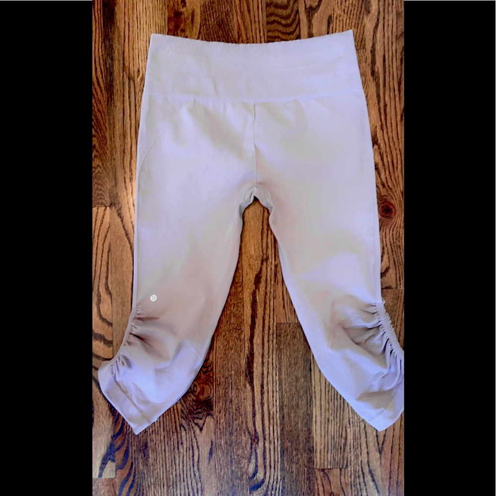 Lulu Lemon plumb colored crop scrunch joggers.